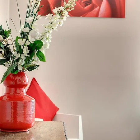 Апартаменты Glam