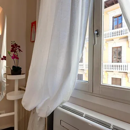 Glam Apartment Florence