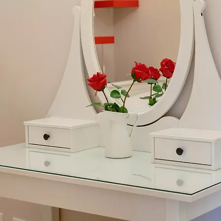 Glam Apartment