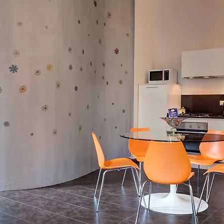 Glam Apartament *