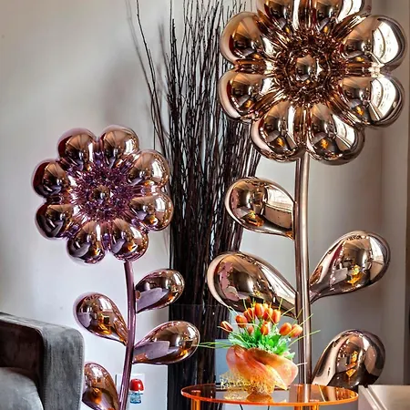 Апартаменты Glam *